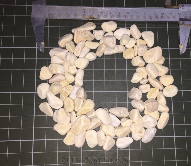 Tumbled pebbles / Natural pebbles 15-20, 20-25　25-30 mm